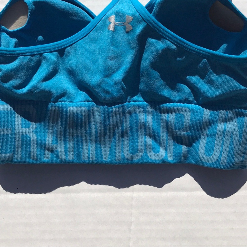 SOLD🛑Under Armour Heatgear Seamless Sports Bra - Picture 9 of 9